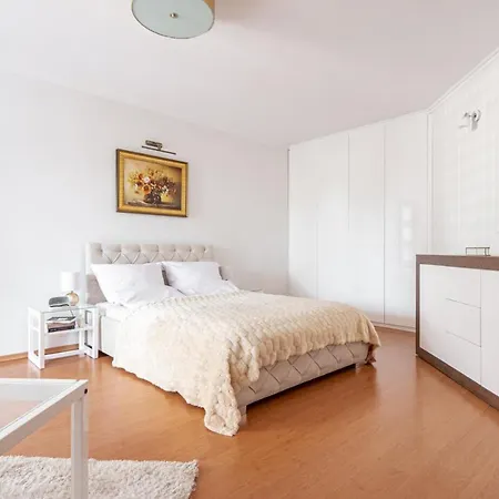 Prestige Przy Nosalu Apartman *